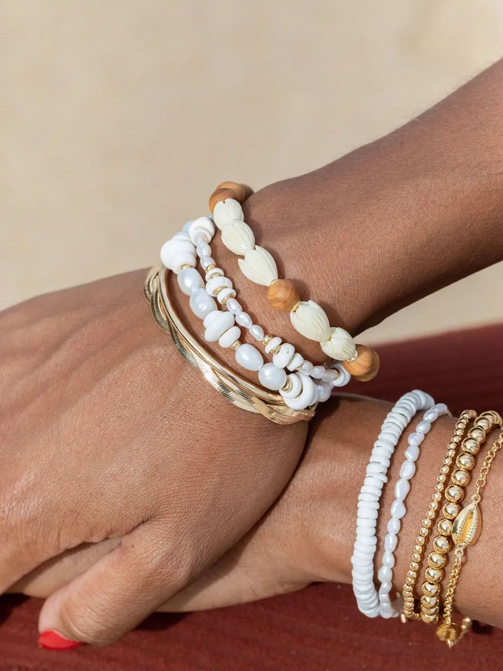 Dainty White Pearl Bracelet - Maile