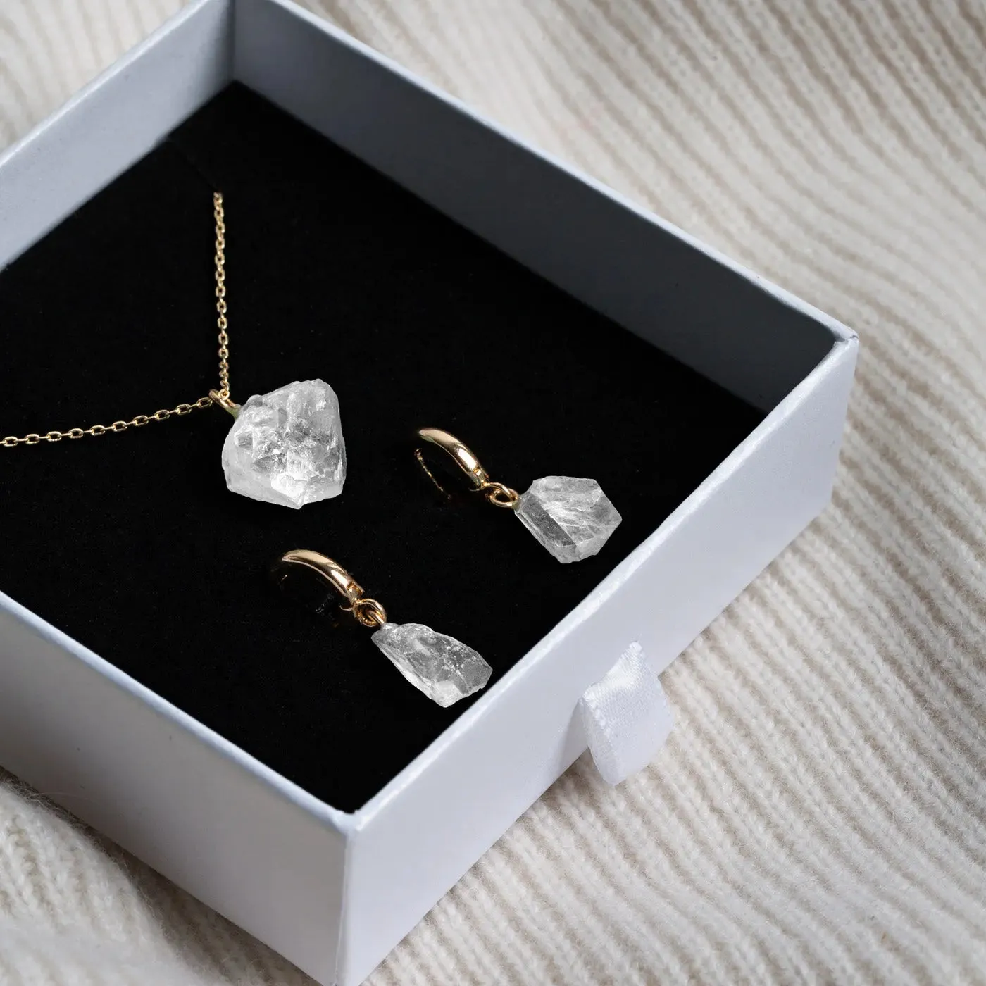 Semi Precious Stone Set with Necklace and Earrings - Gold