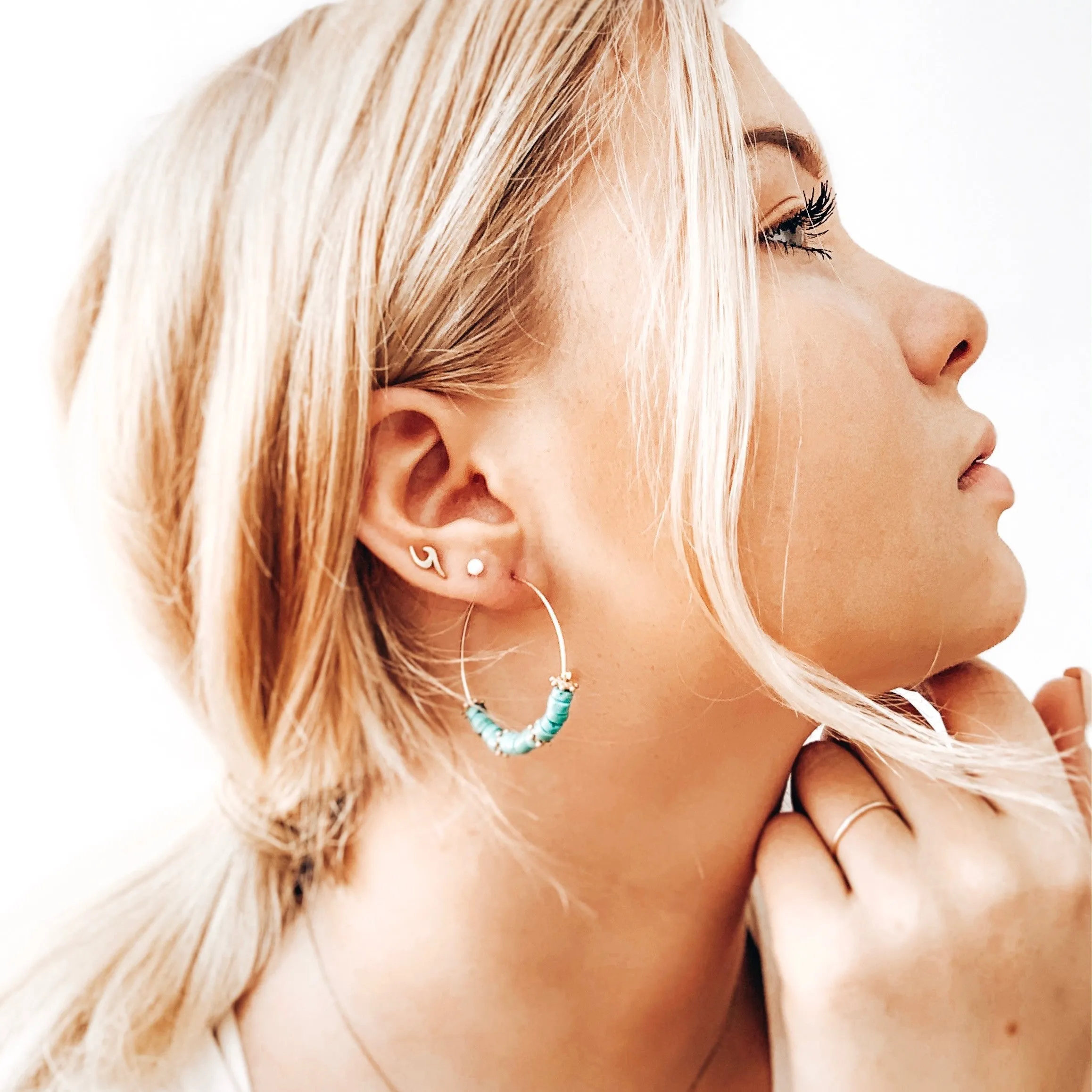 TURQUOISE HEISHI HOOP